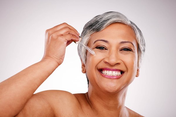 Comment bien choisir son produit anti-âge ?